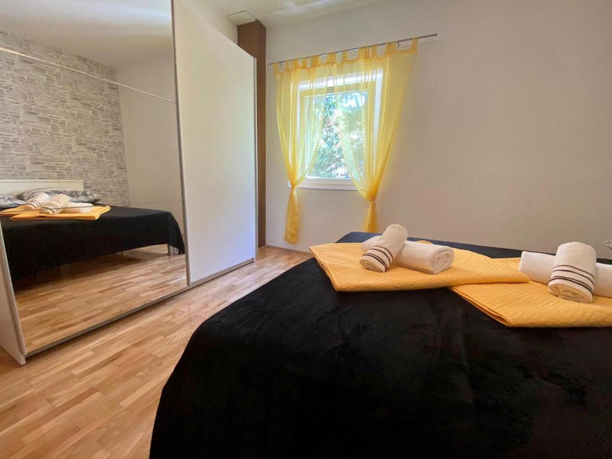 Apartments King - City Center Novalja Extérieur photo