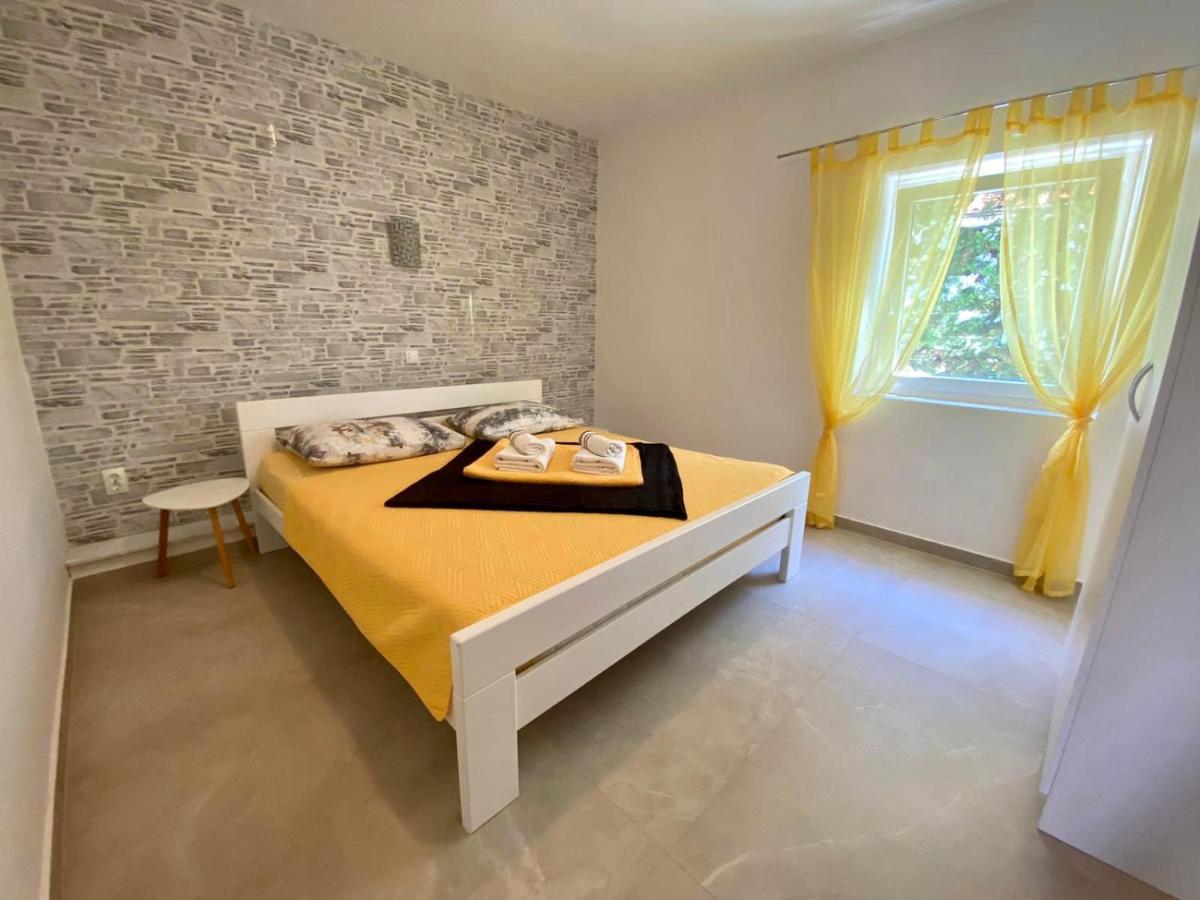 Apartments King - City Center Novalja Extérieur photo
