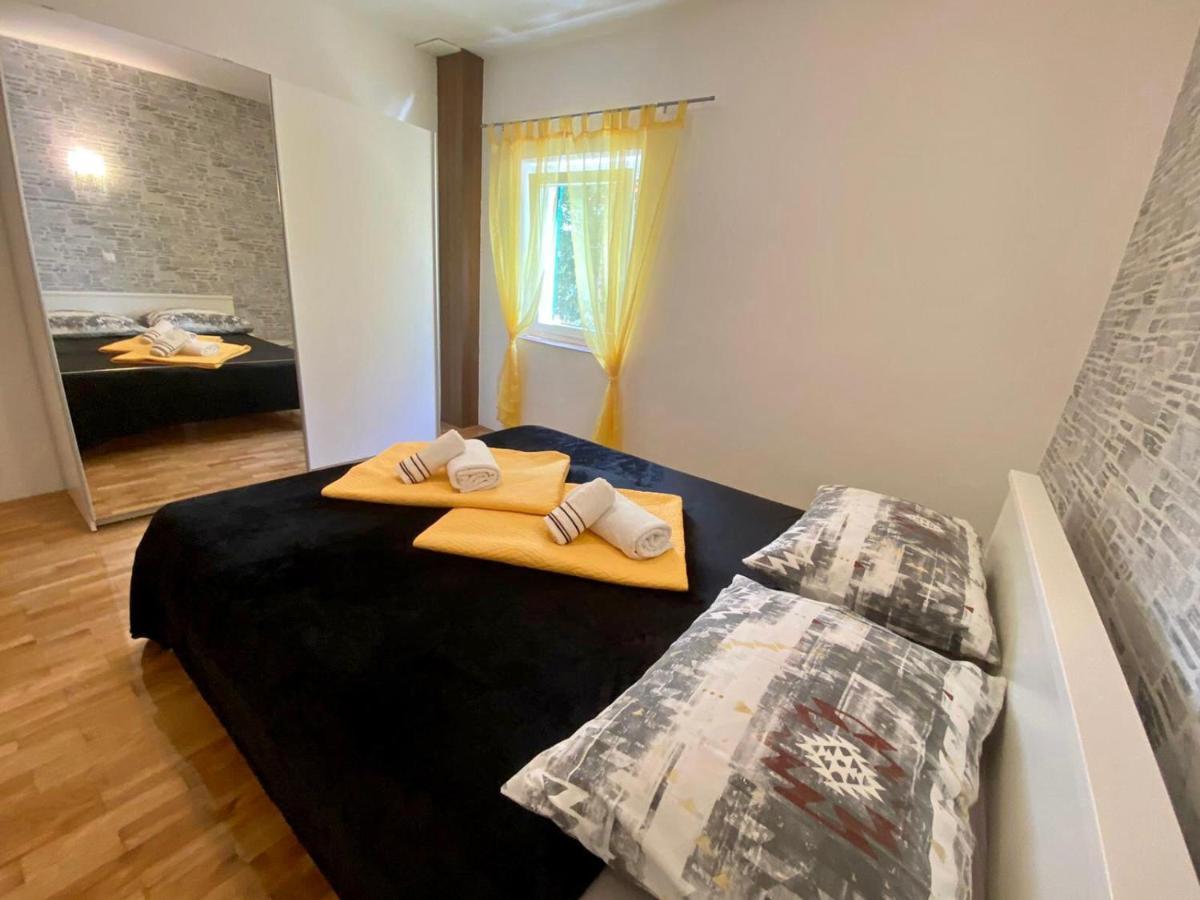Apartments King - City Center Novalja Extérieur photo