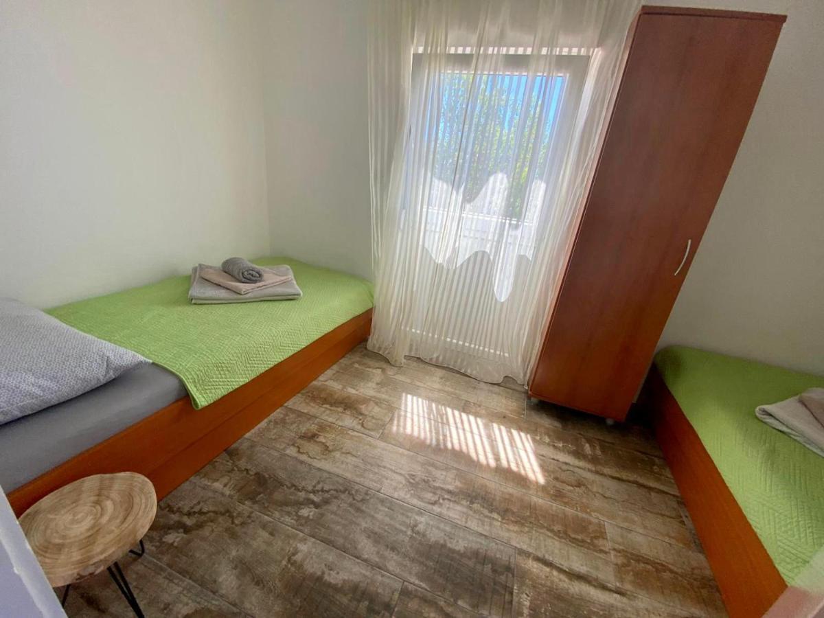 Apartments King - City Center Novalja Extérieur photo