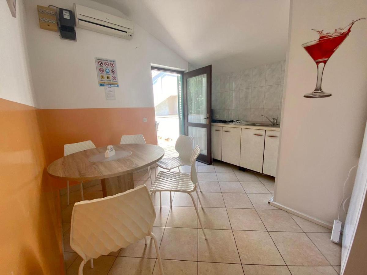 Apartments King - City Center Novalja Extérieur photo