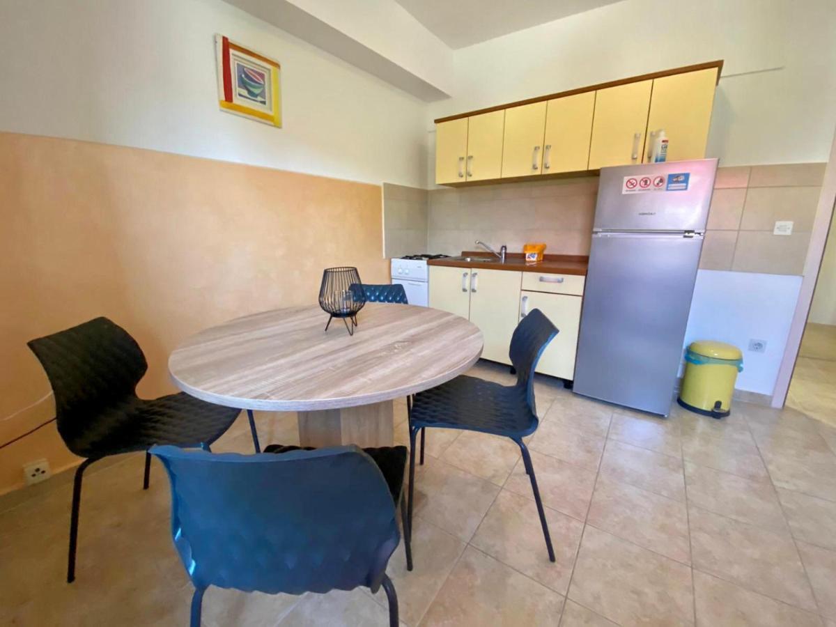 Apartments King - City Center Novalja Extérieur photo