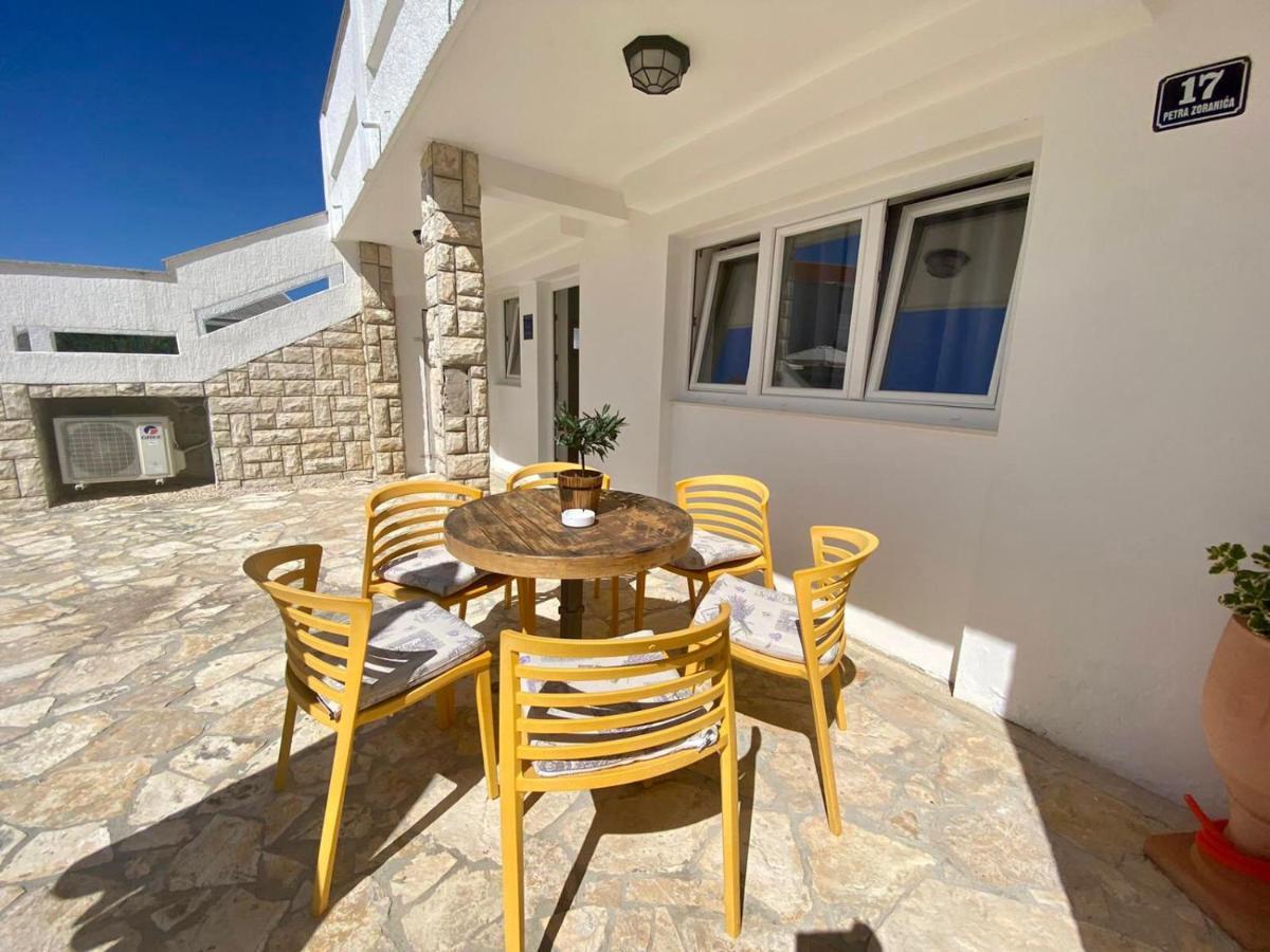 Apartments King - City Center Novalja Extérieur photo