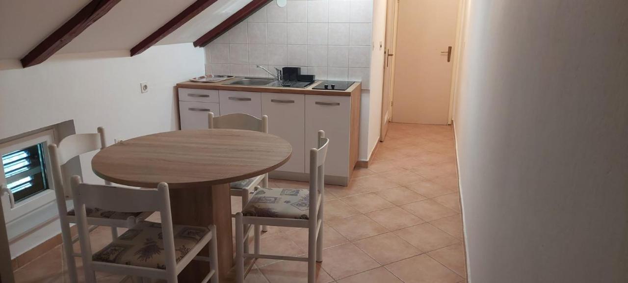 Apartments King - City Center Novalja Extérieur photo